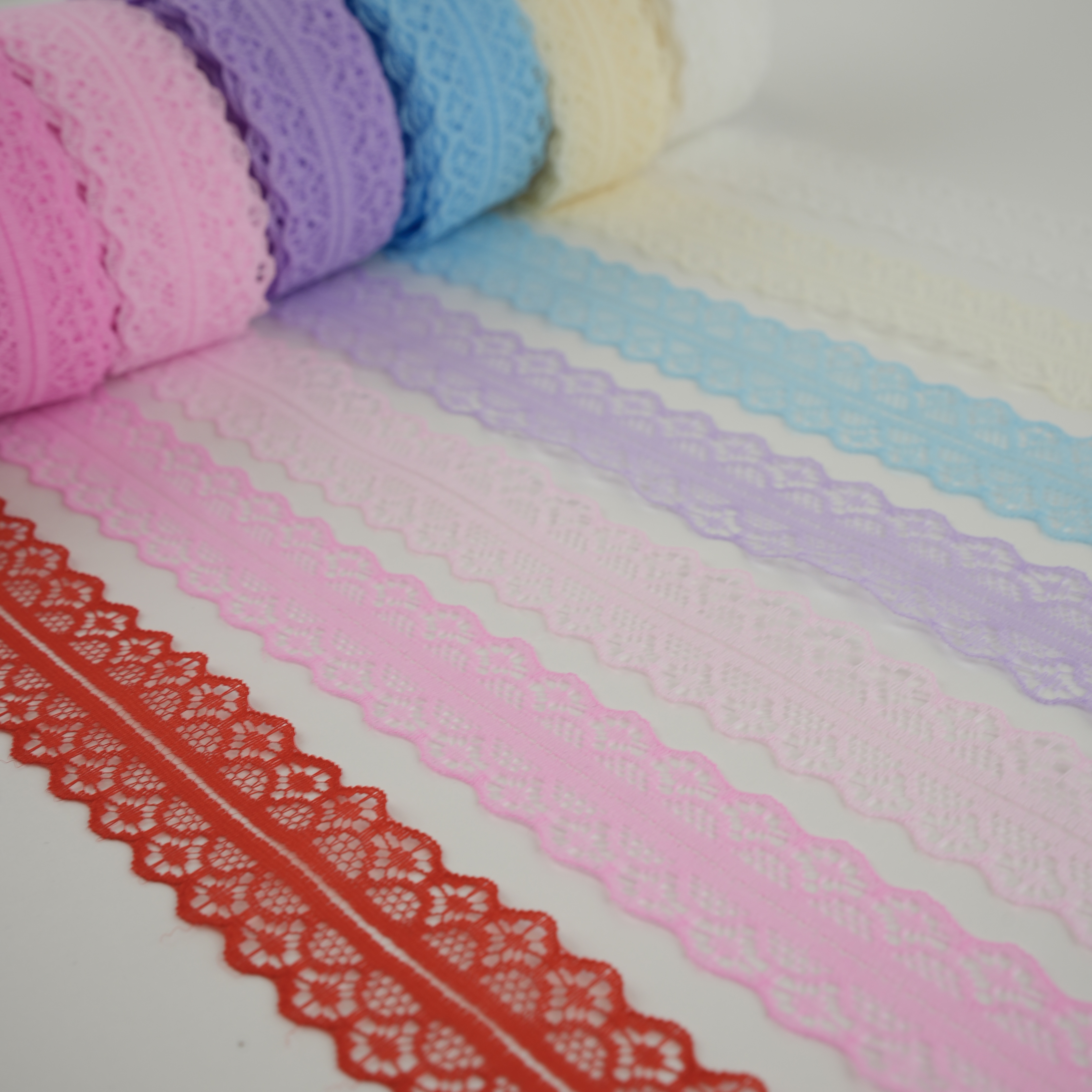 Декоративная лента (3 см*10 м) Тонкое Кружево, Айвори, 1 шт.